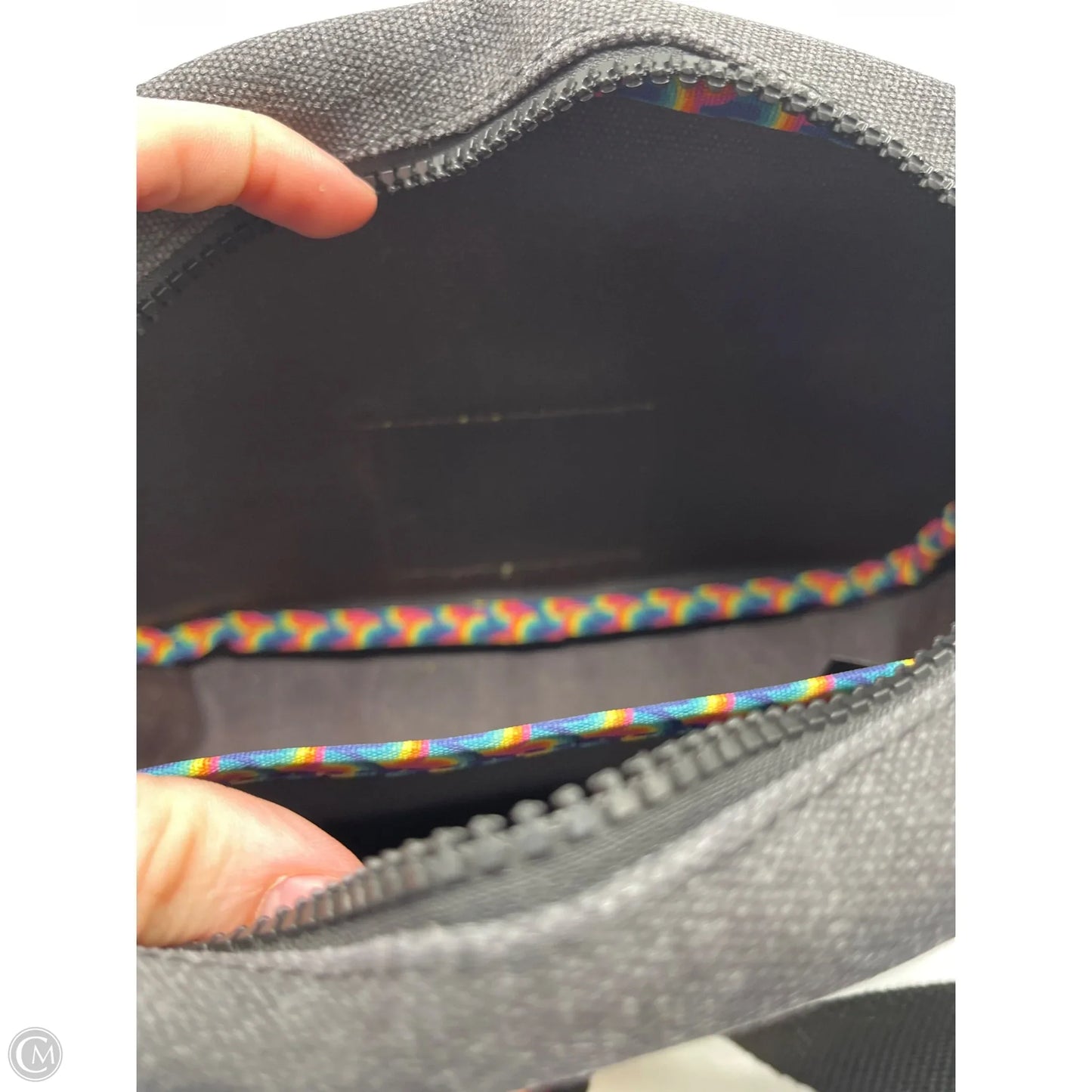 Crossbody Designer By Kurt Geiger, Size: Medium