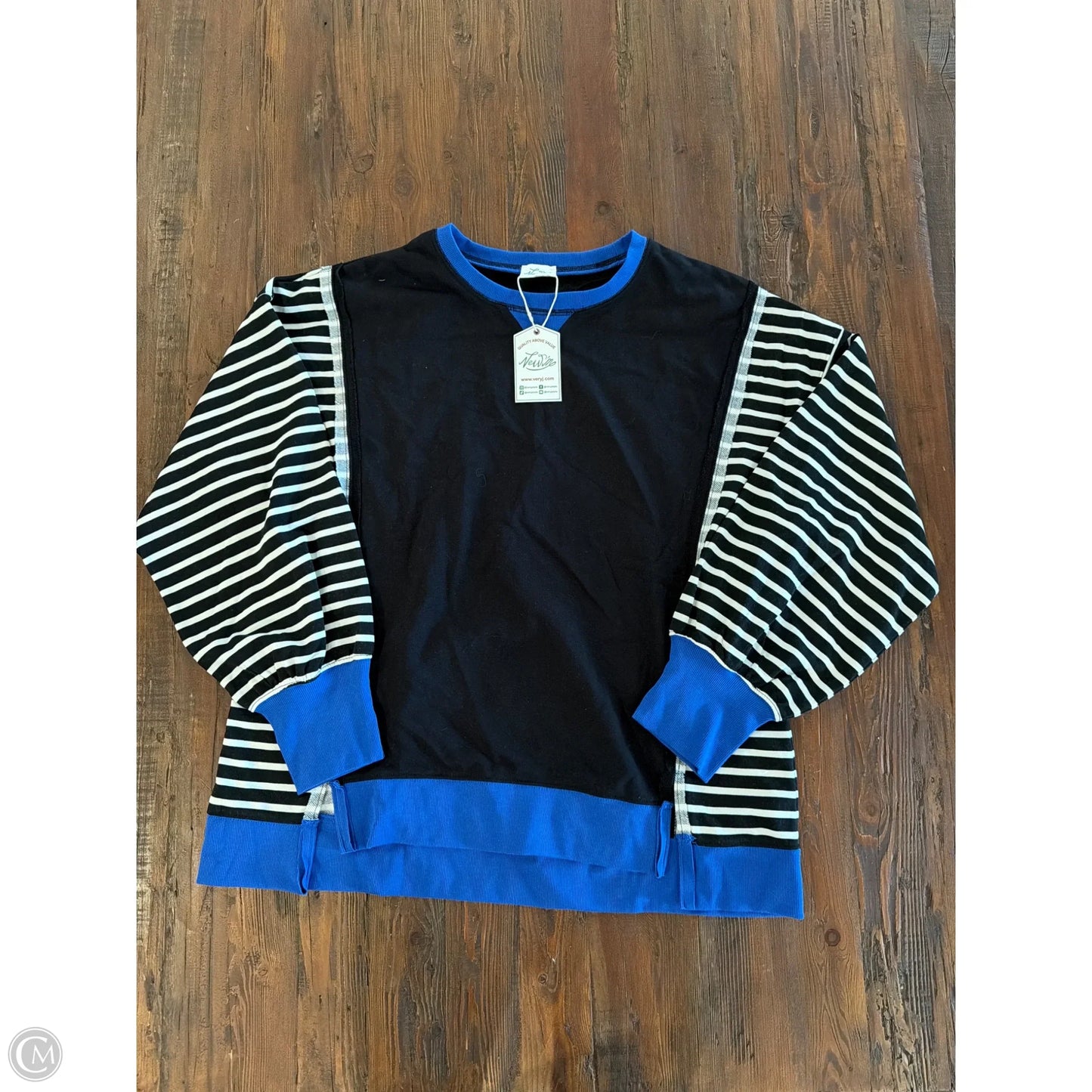 Sweatshirt Crewneck By Very J In Black, Size: L