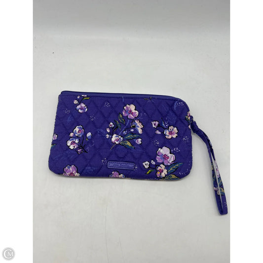 Wristlet By Vera Bradley, Size: Medium