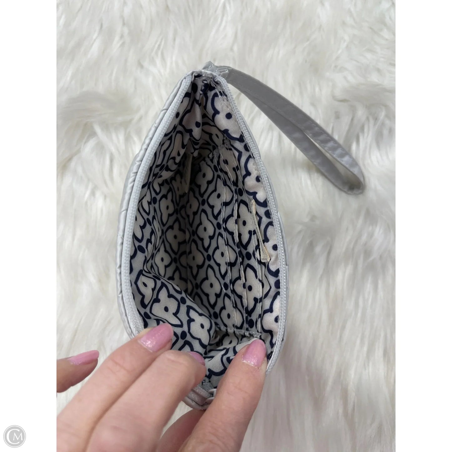 Wristlet By Vera Bradley, Size: Small