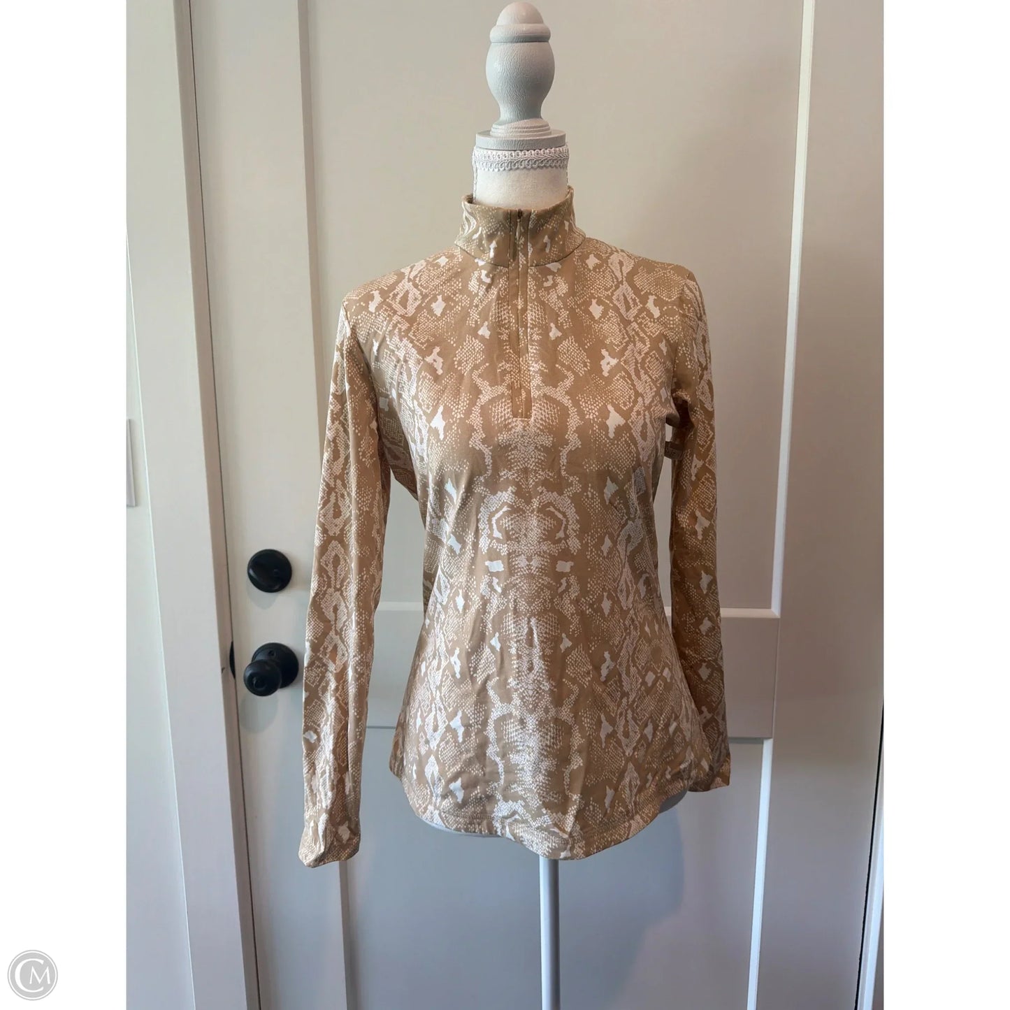 Top Long Sleeve By J Mclaughlin In Tan, Size: S