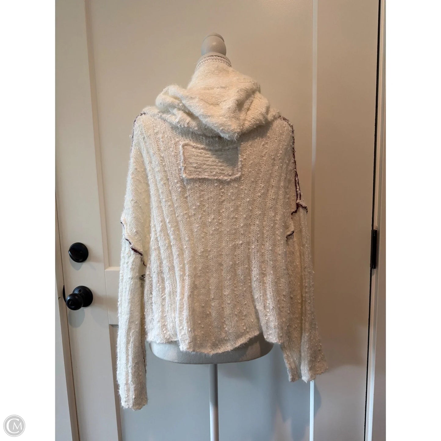 Sweater By Pol In White, Size: S