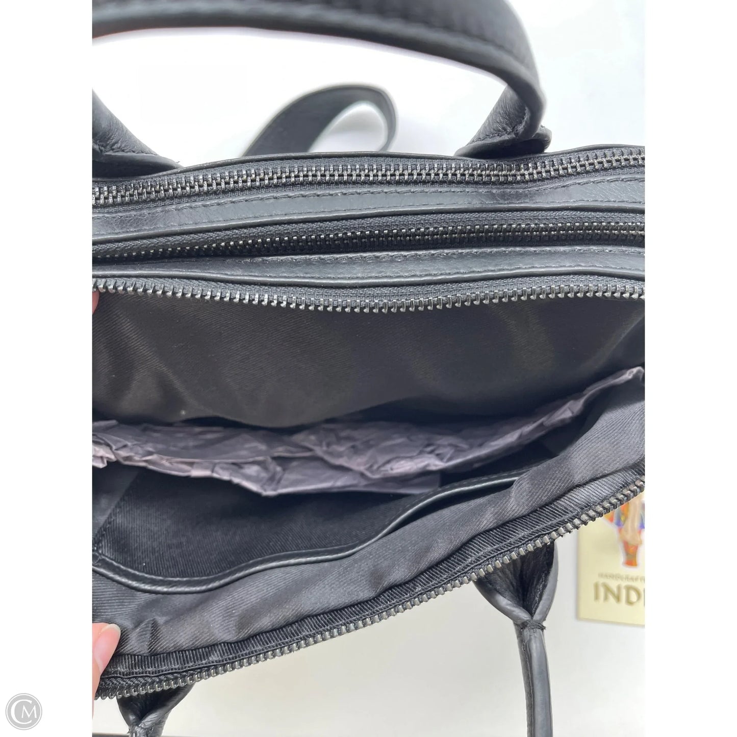 Crossbody Leather By Clothes Mentor, Size: Medium