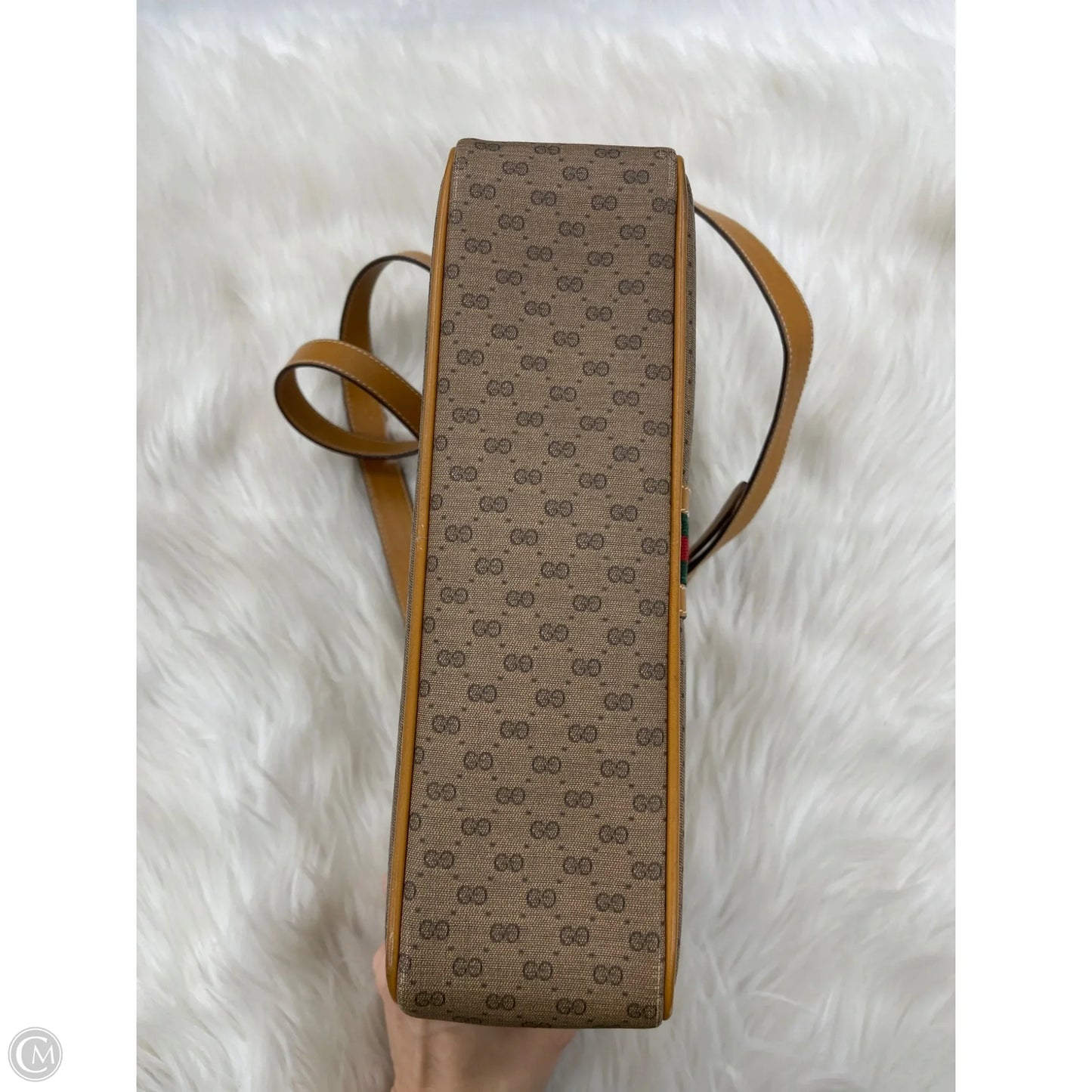 Crossbody Luxury Designer By Gucci, Size: Large