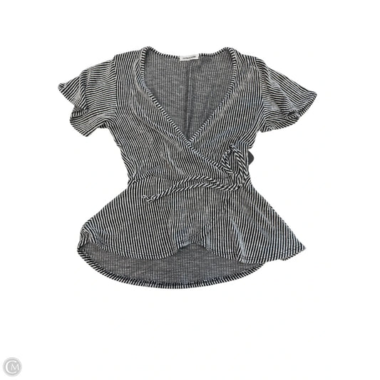 Top Short Sleeve By Caution To The Wind In Black, Size: S