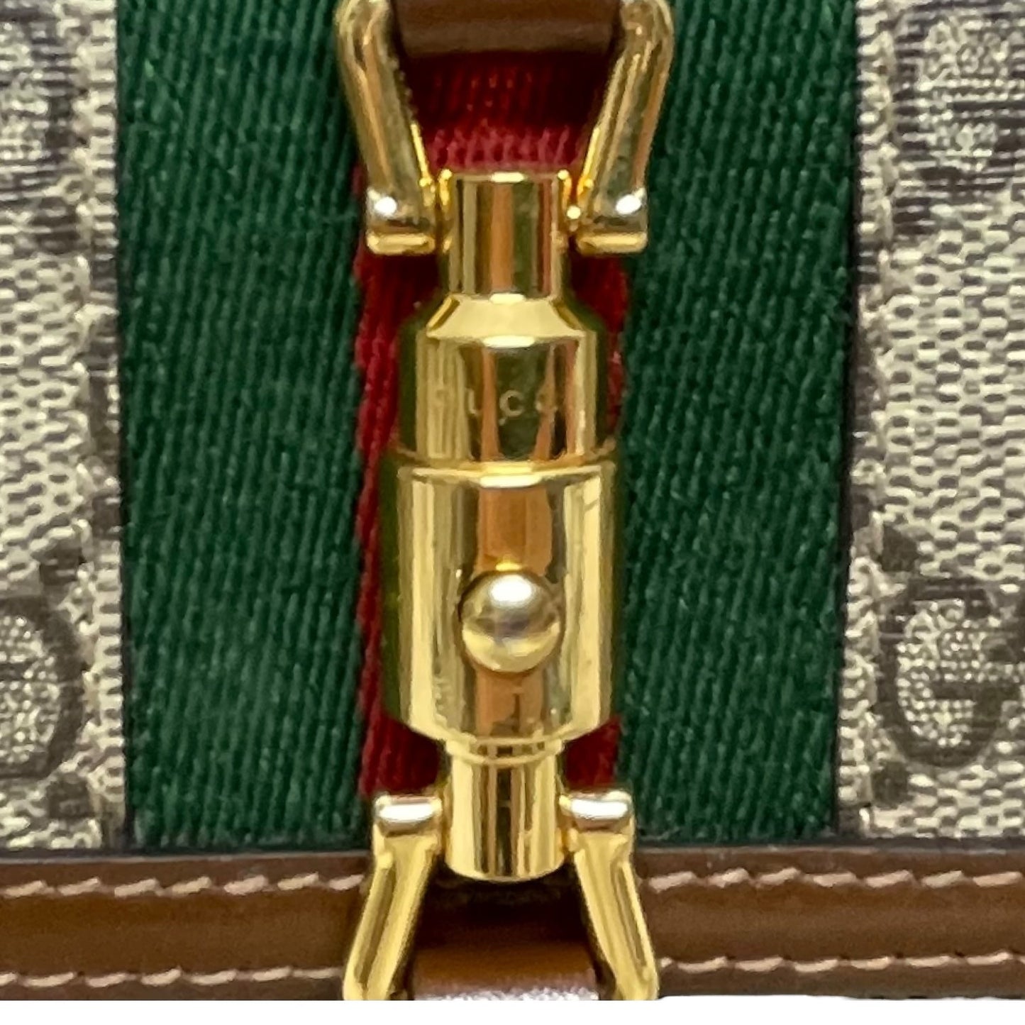 Clutch Luxury Designer By Gucci, Size: Medium