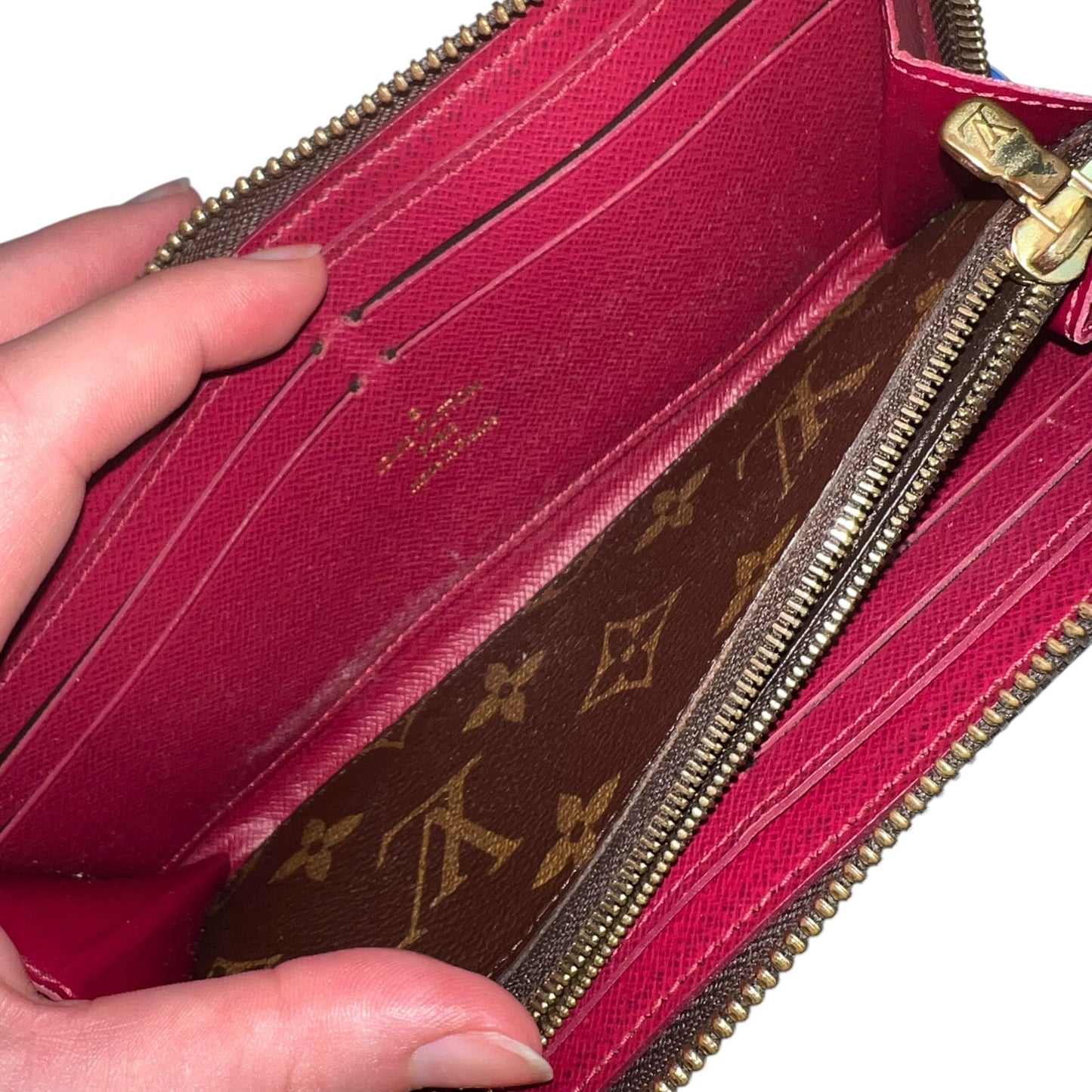 Wallet Luxury Designer By Louis Vuitton, Size: Medium