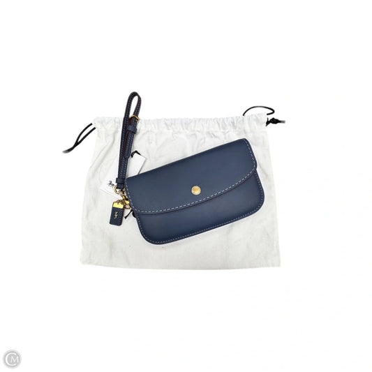 Wristlet Designer By Coach, Size: M (7 1/4" (L) x 4 1/4" (H)