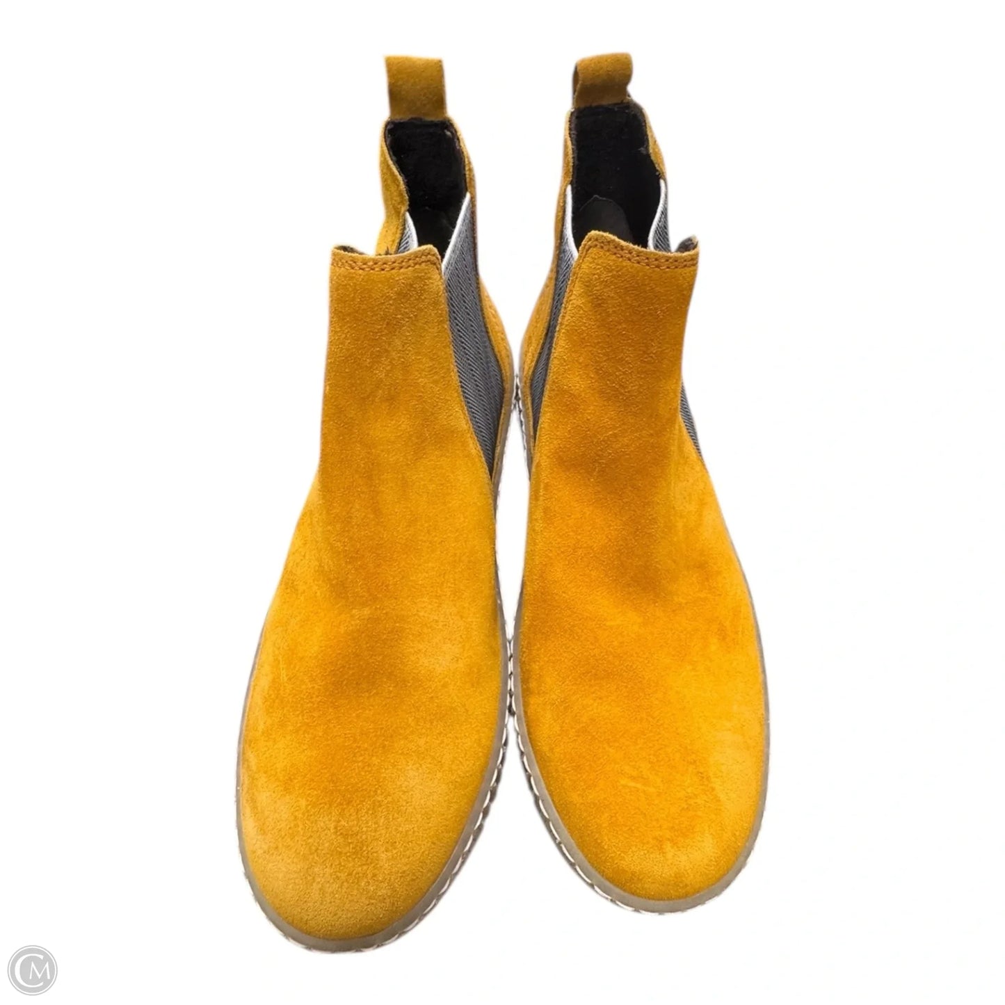 Boots Ankle Flats By Cmb In Gold, Size: 6