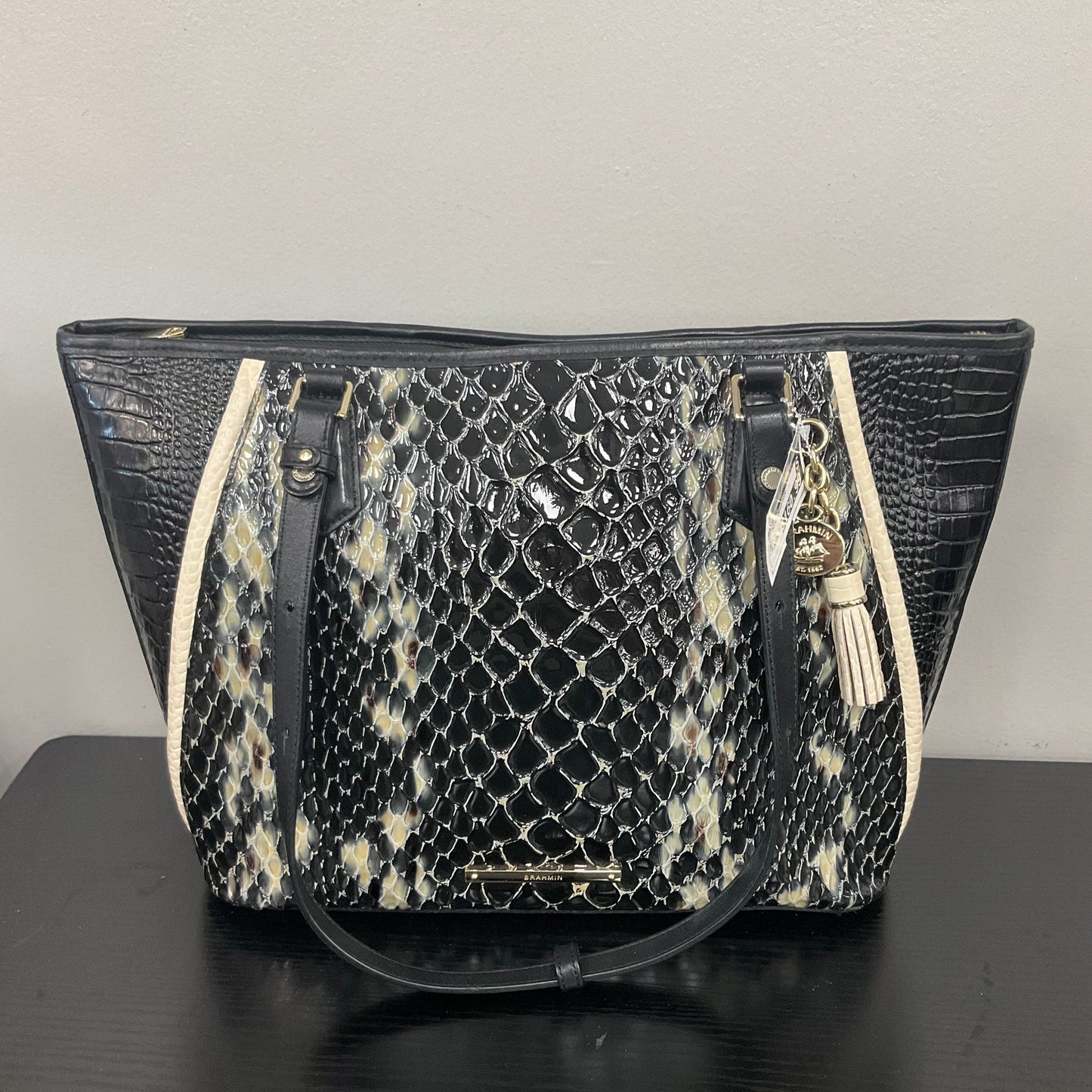 HANDBAG DESIGNER by BRAHMIN In BLACK, Size: MEDIUM