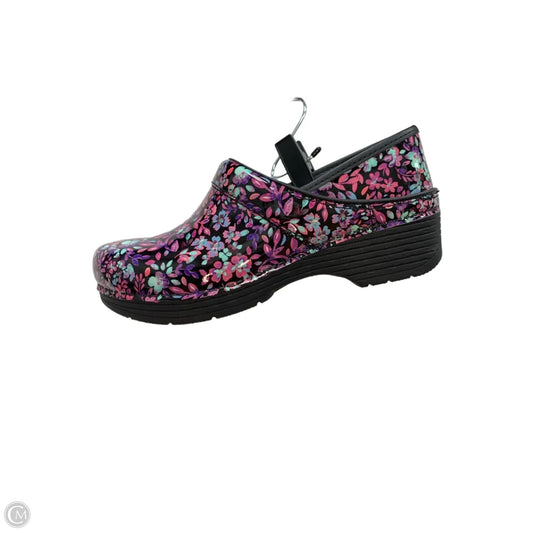 Shoes Flats By Dansko In Floral Print, Size: 9