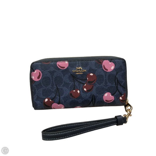 Wristlet Designer By Coach, Size: Medium