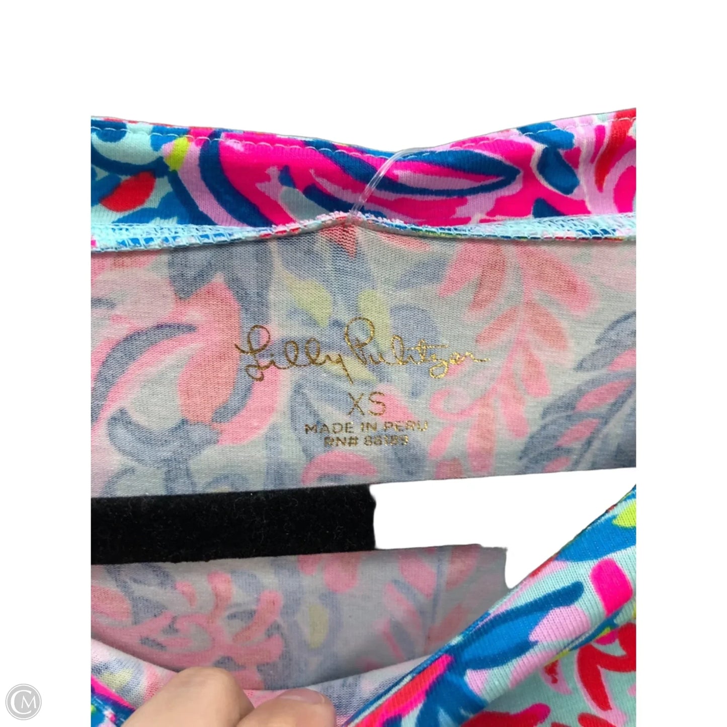 Top Long Sleeve Designer By Lilly Pulitzer In Floral Print, Size: Xs