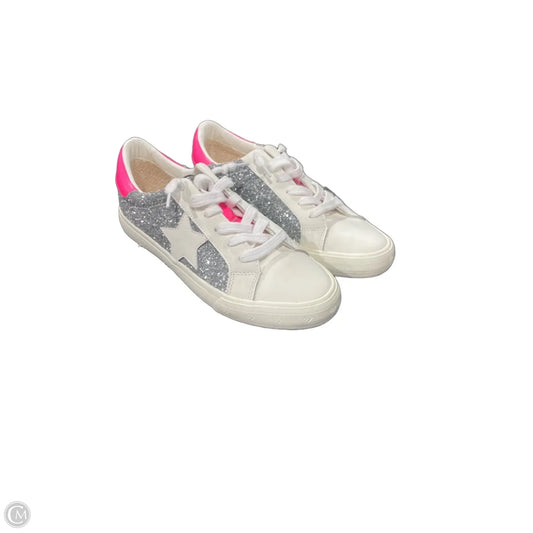 Shoes Sneakers By Vintage Havana In Cream & Silver, Size: 9