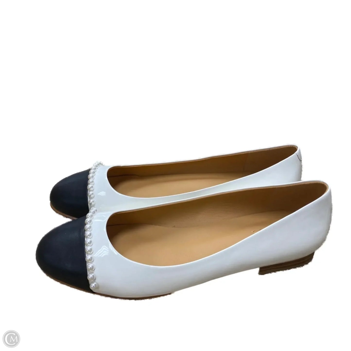 Shoes Flats By Clothes Mentor In Black & White, Size: 6.5