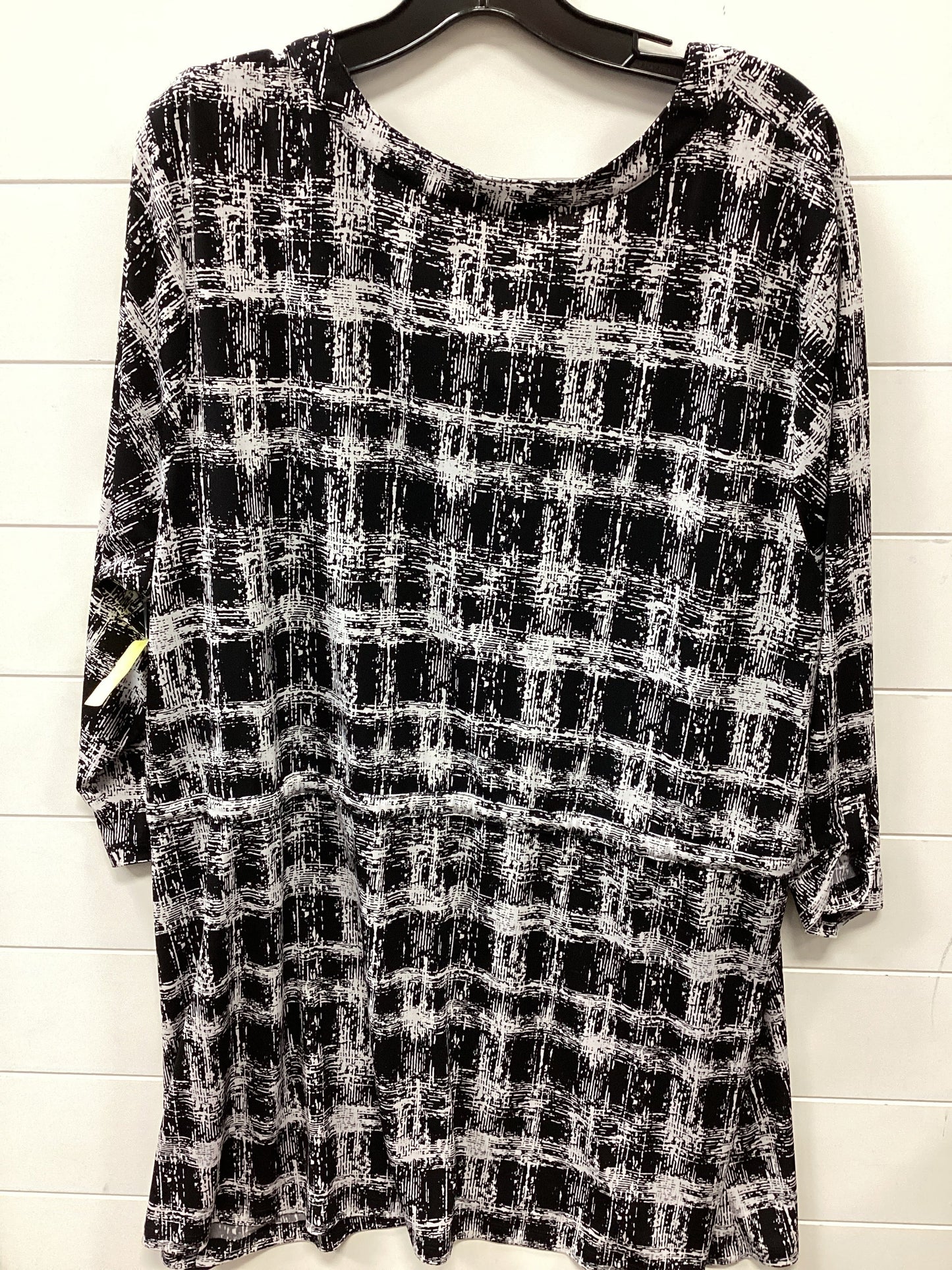 Top Ss By Cj Banks In Black & White, Size:2X