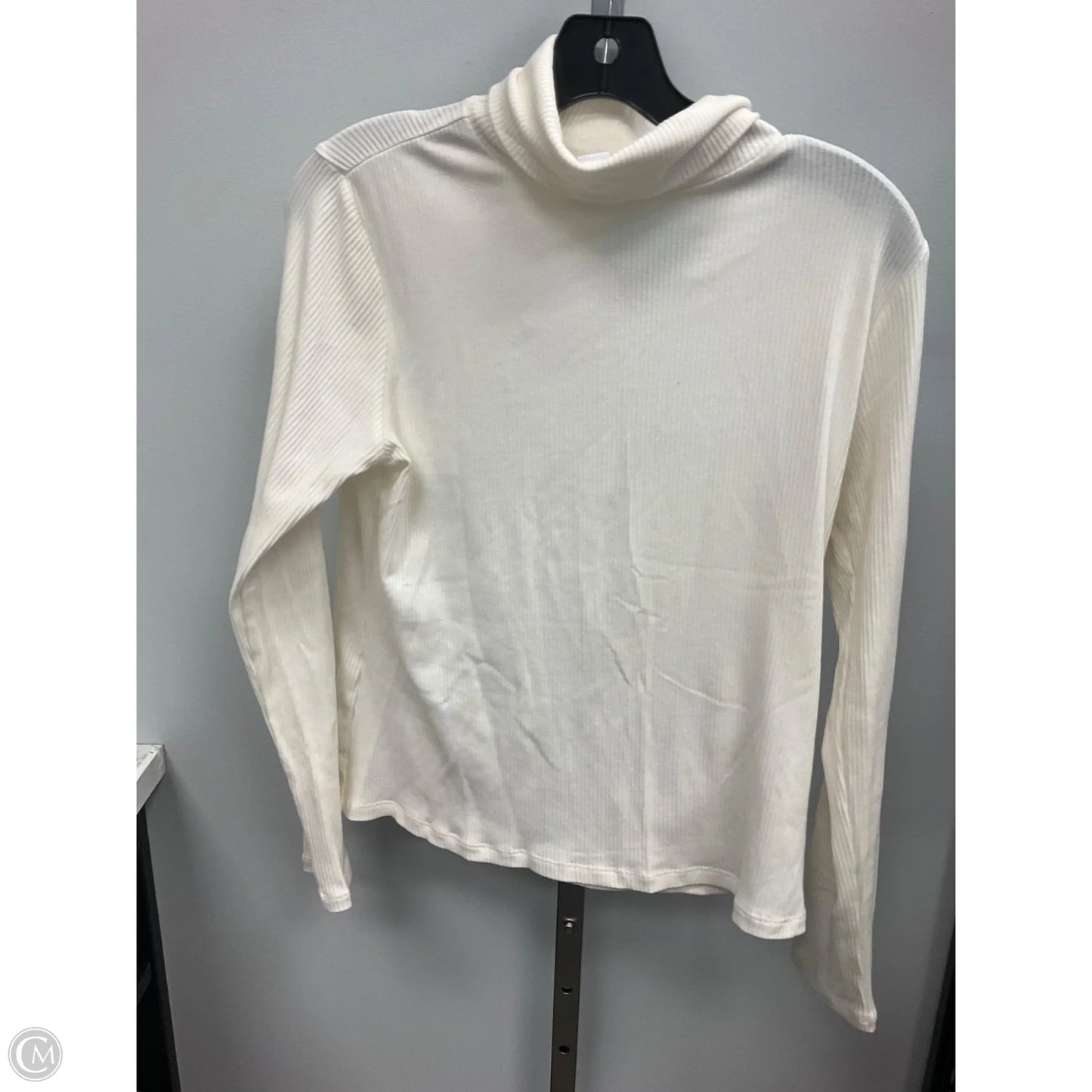 Top Long Sleeve Basic By Old Navy In Cream, Size: L