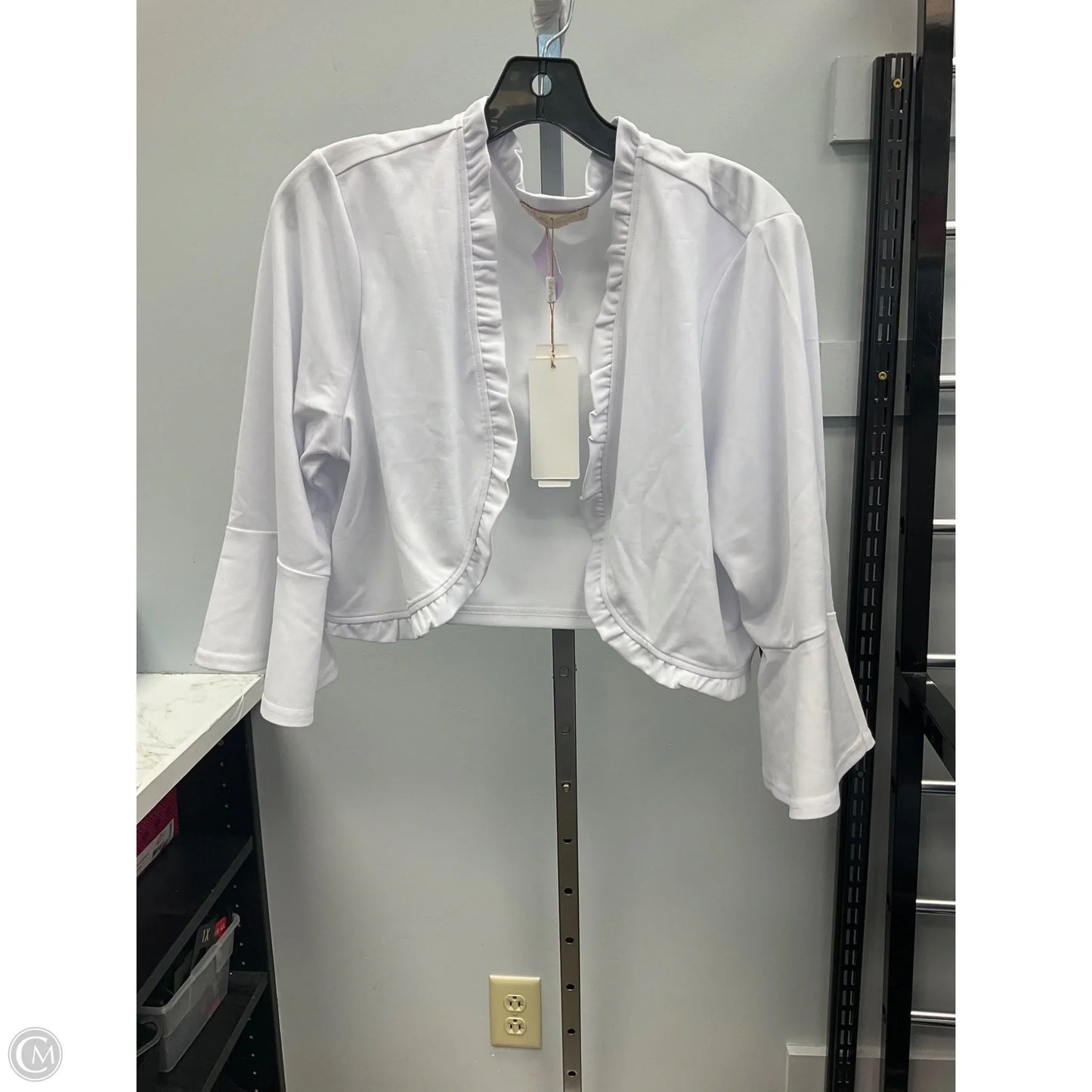 Top 3/4 Sleeve By Cme In White, Size: Xl