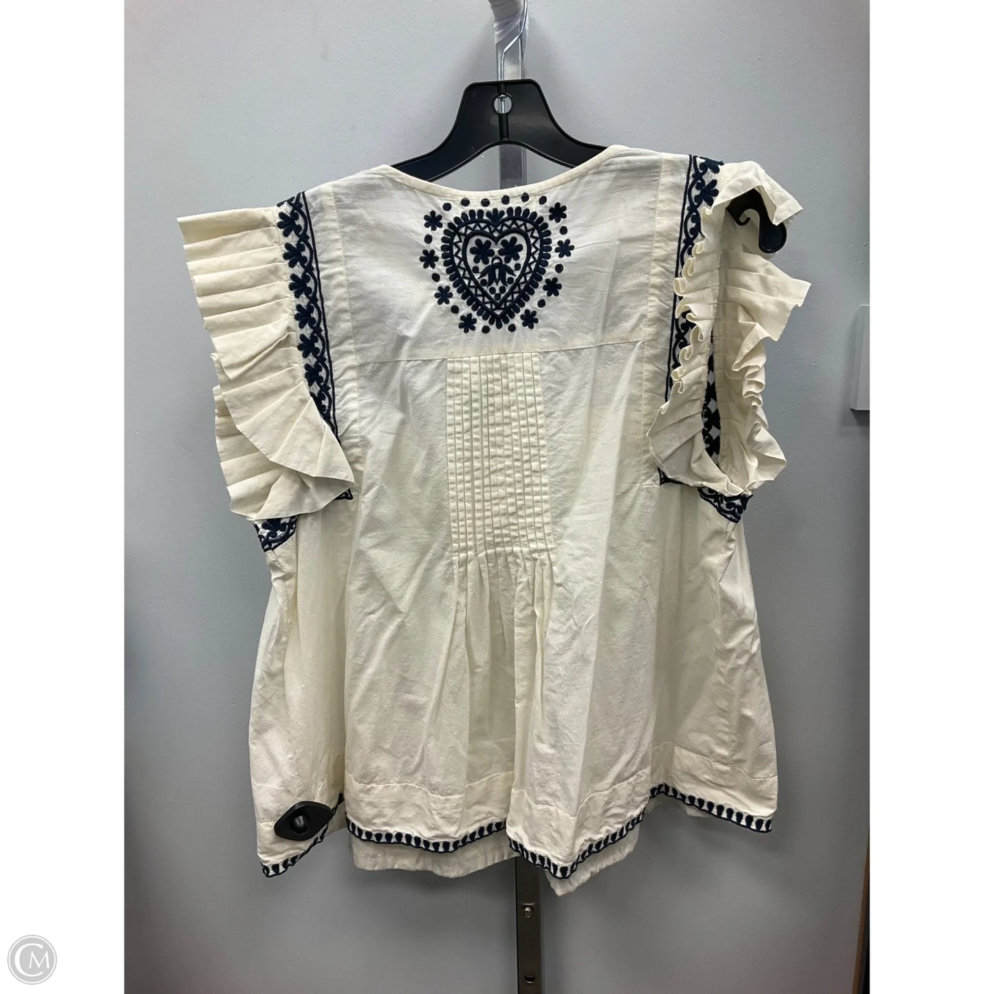 Top Short Sleeve By Solitaire In Blue & Cream, Size: M