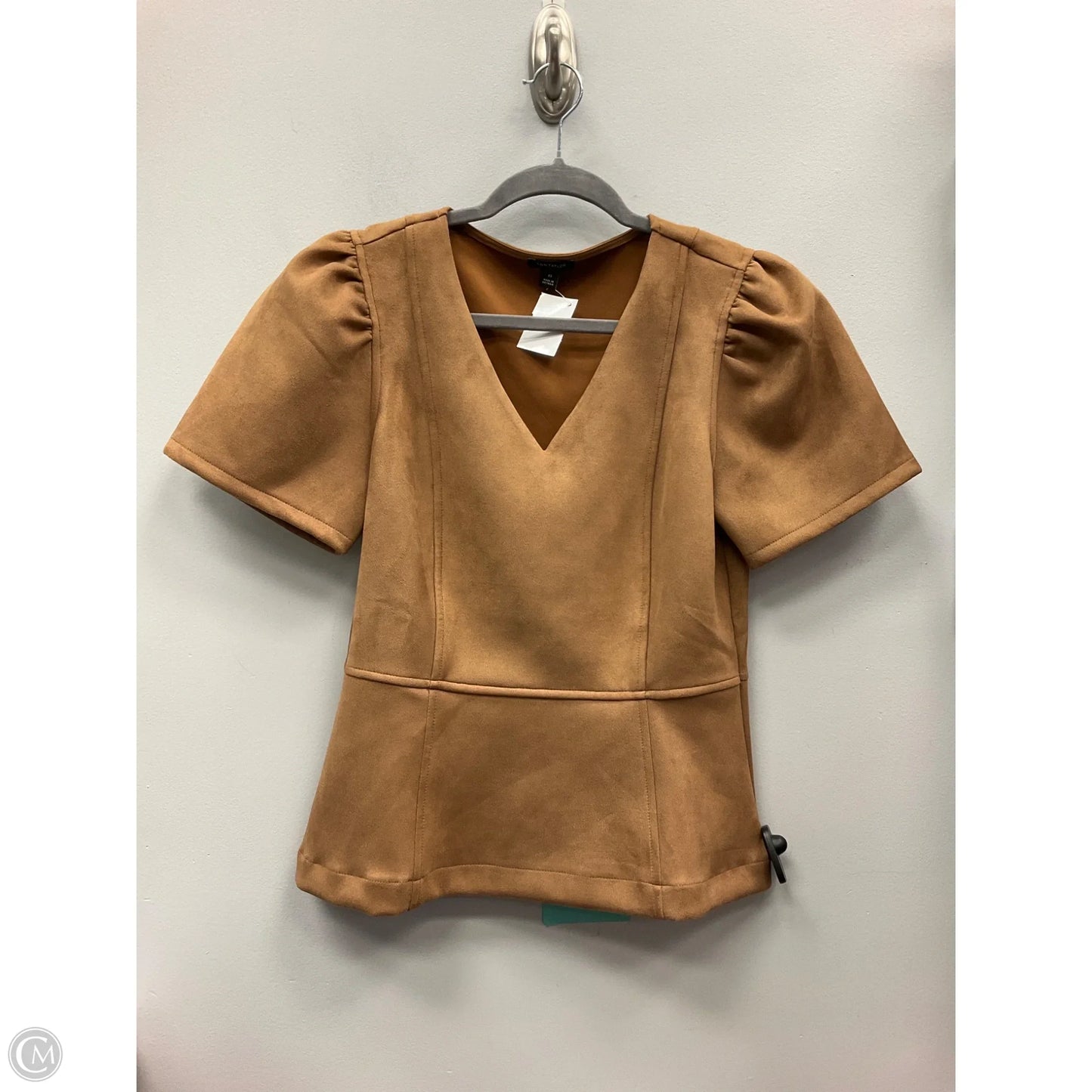 Top Short Sleeve By Ann Taylor In Tan, Size: Xs