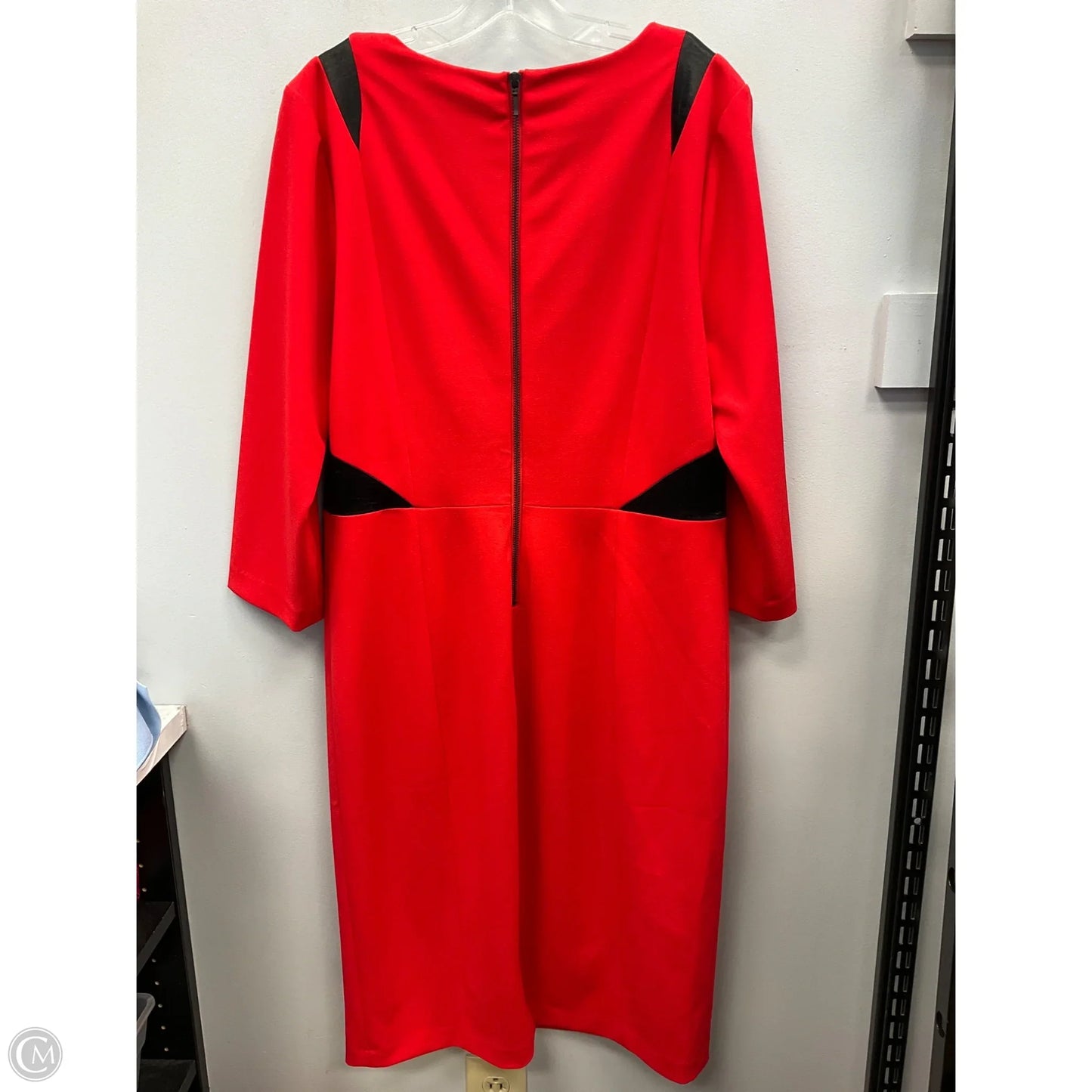 Dress Casual Short By Not Your Daughters Jeans In Red, Size: 14
