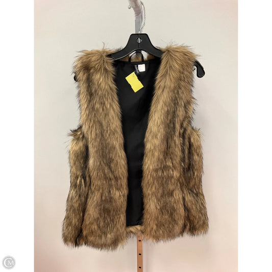 Vest Faux Fur & Sherpa By Divided In Brown, Size: M