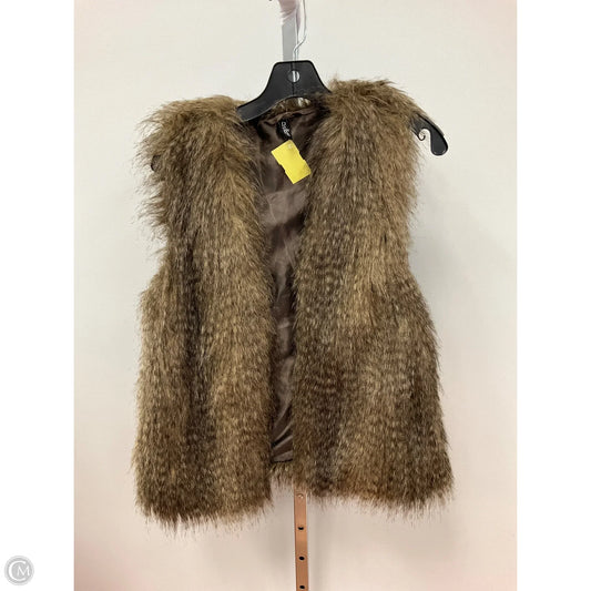 Vest Faux Fur & Sherpa By Divided In Brown, Size: M