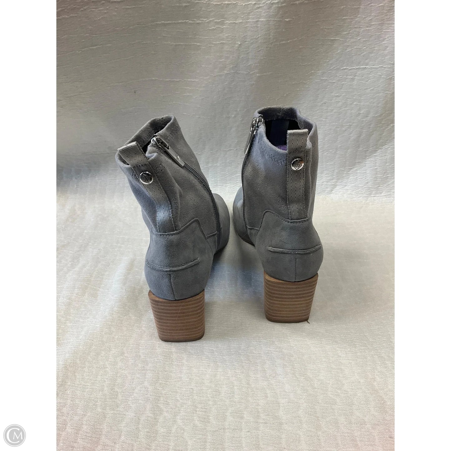 Boots Ankle Heels By Donald Pliner In Grey, Size: 6.5