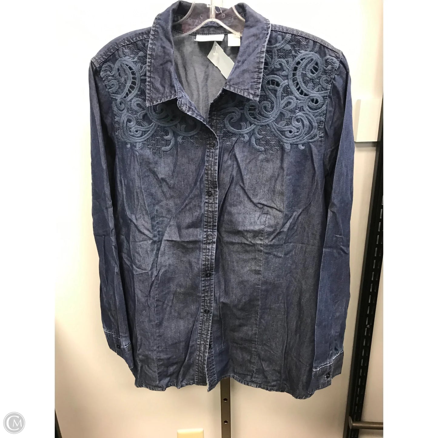 Top Long Sleeve By Chicos In Blue Denim, Size: L