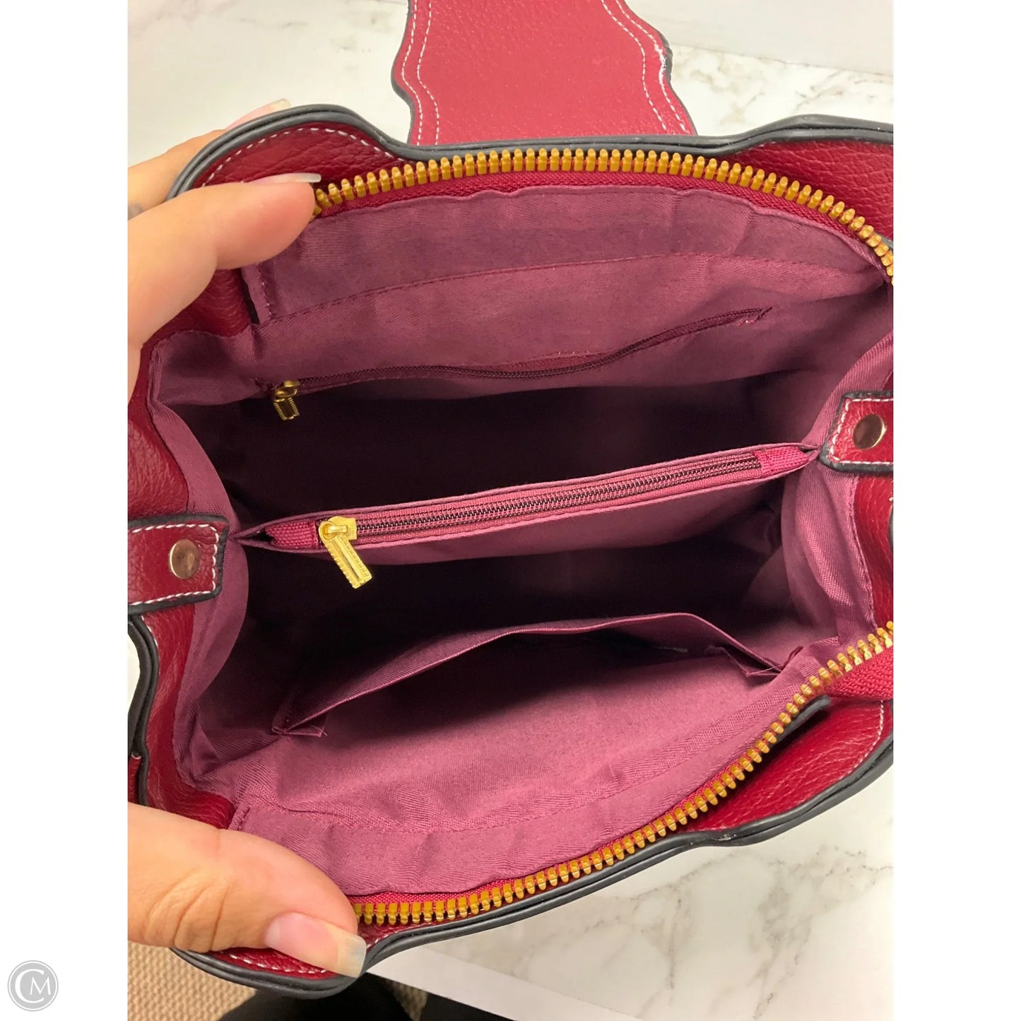 Crossbody By Clothes Mentor, Size: Small