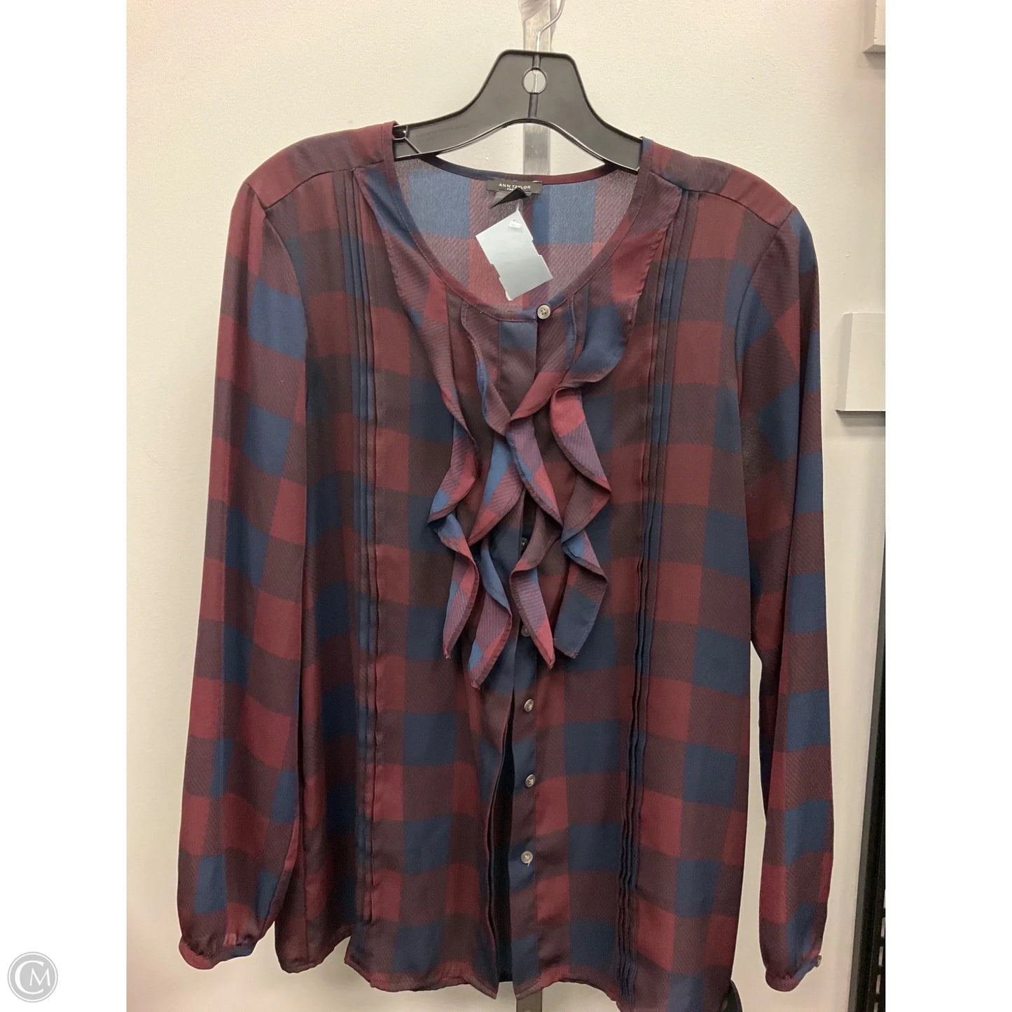Top Long Sleeve By Ann Taylor In Plaid Pattern, Size: S