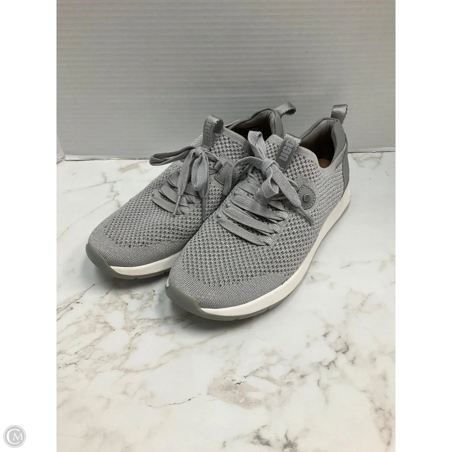 Shoes Designer By Ugg In Grey, Size: 9