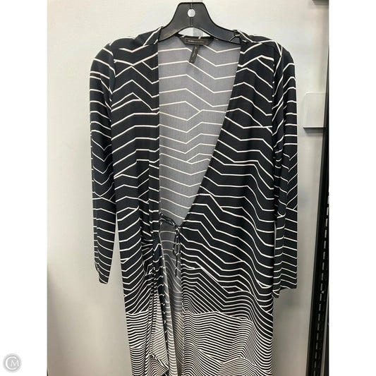 Dress Casual Short By Bcbgmaxazria In Black & White, Size: S