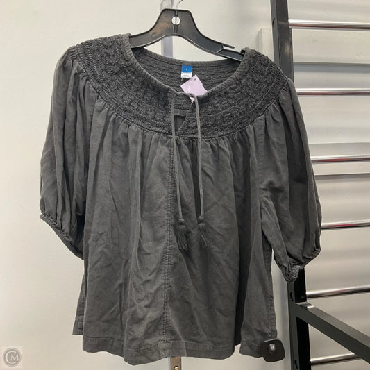 Top Short Sleeve By Old Navy In Grey, Size: L