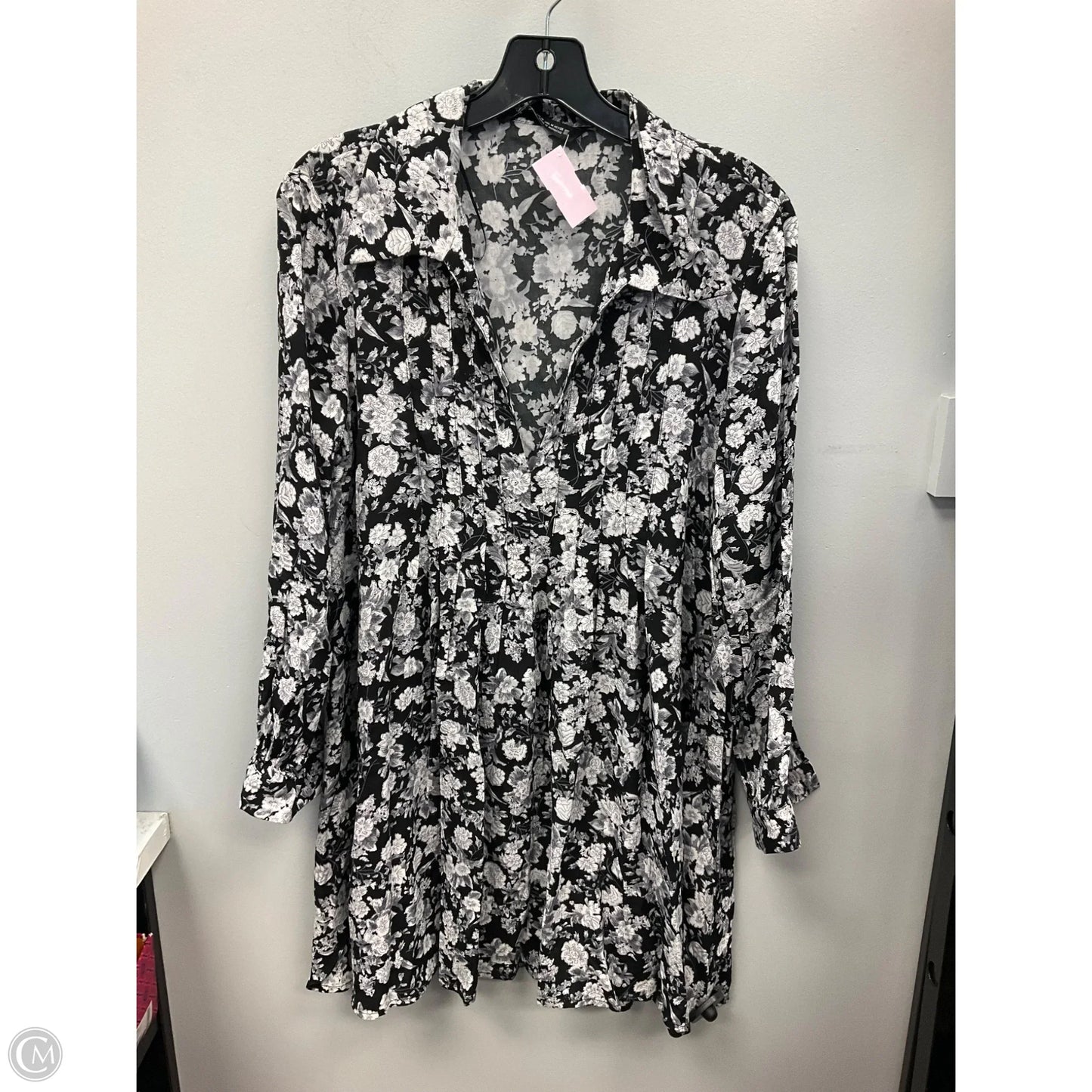 Dress Casual Short By Zara In Floral Print, Size: M