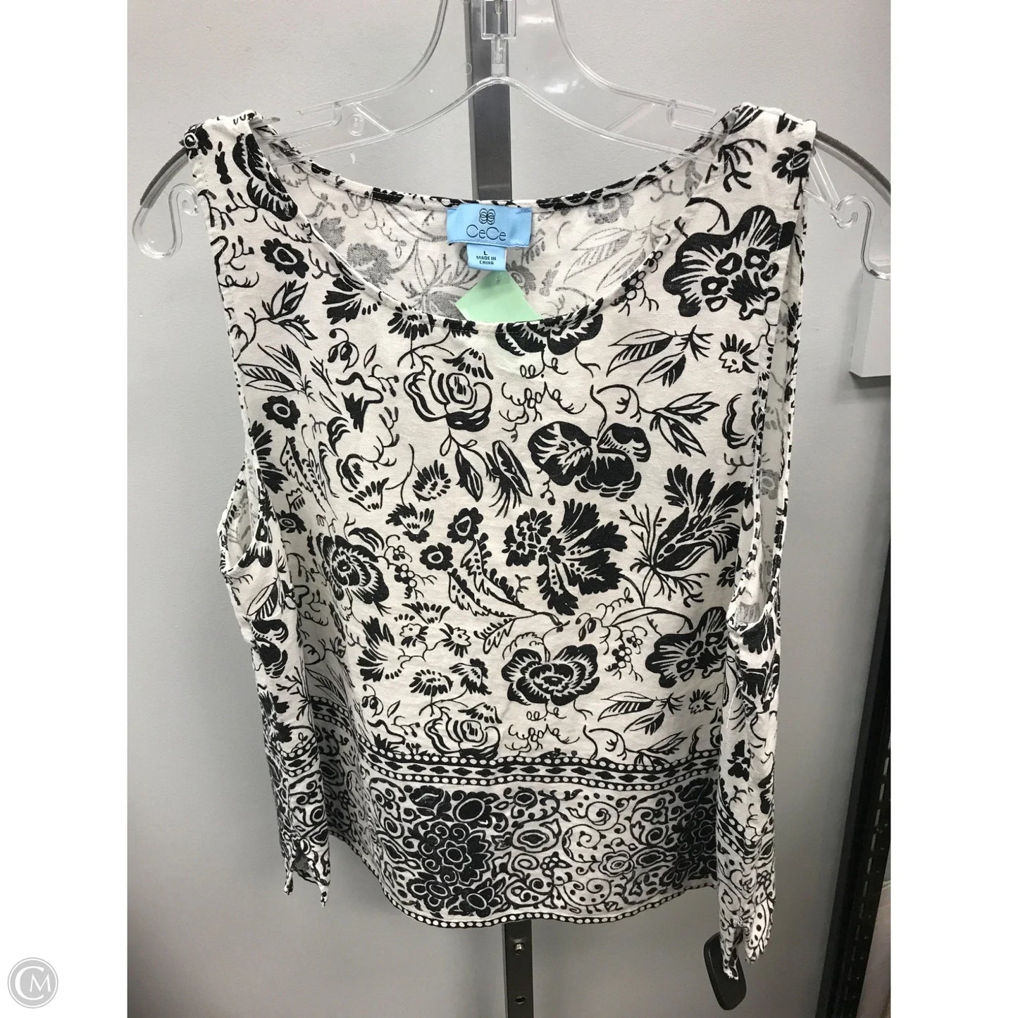 Top Sleeveless By Cece In Black & White, Size: L