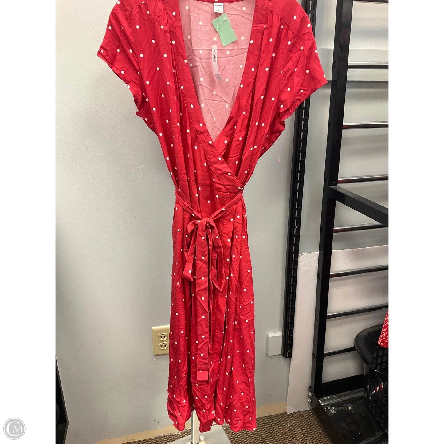 Dress Casual Short By Old Navy In Polkadot Pattern, Size: L
