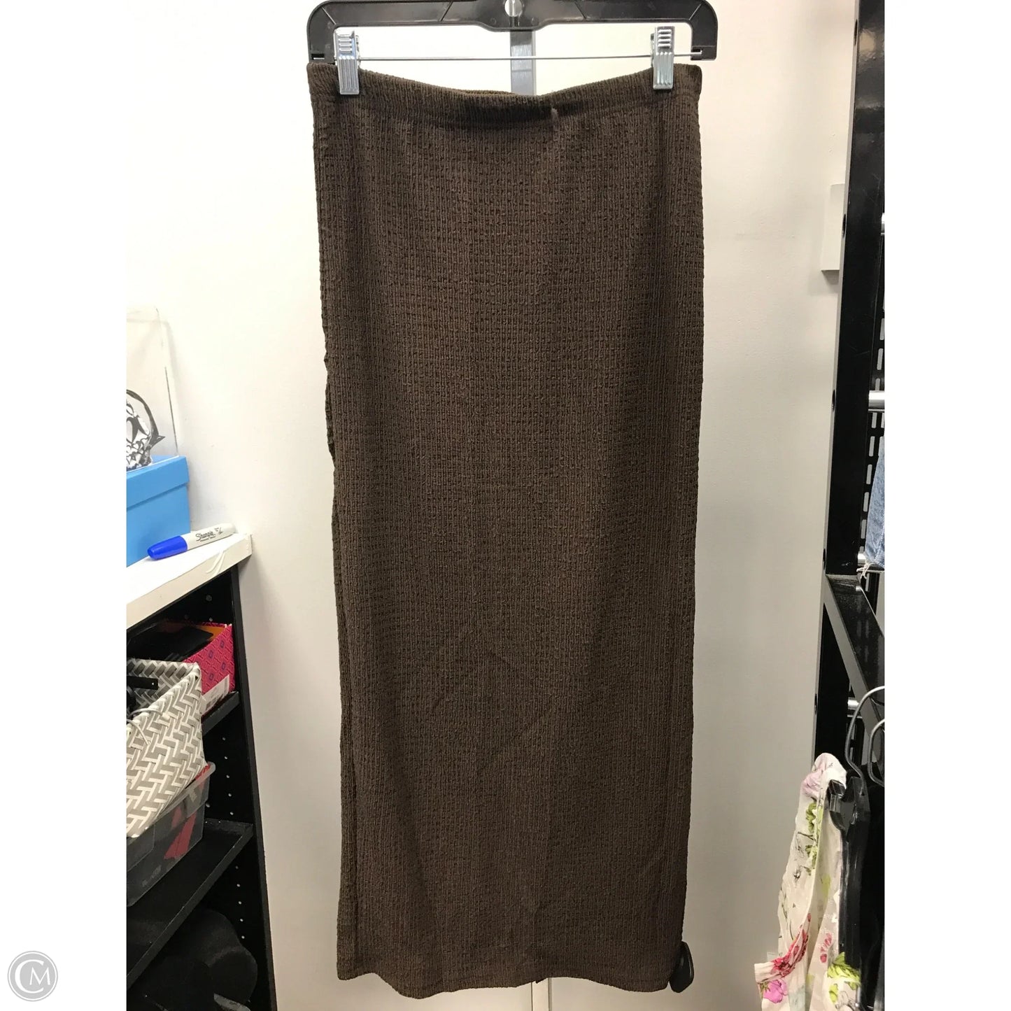 Skirt Midi By Clothes Mentor In Brown, Size: M
