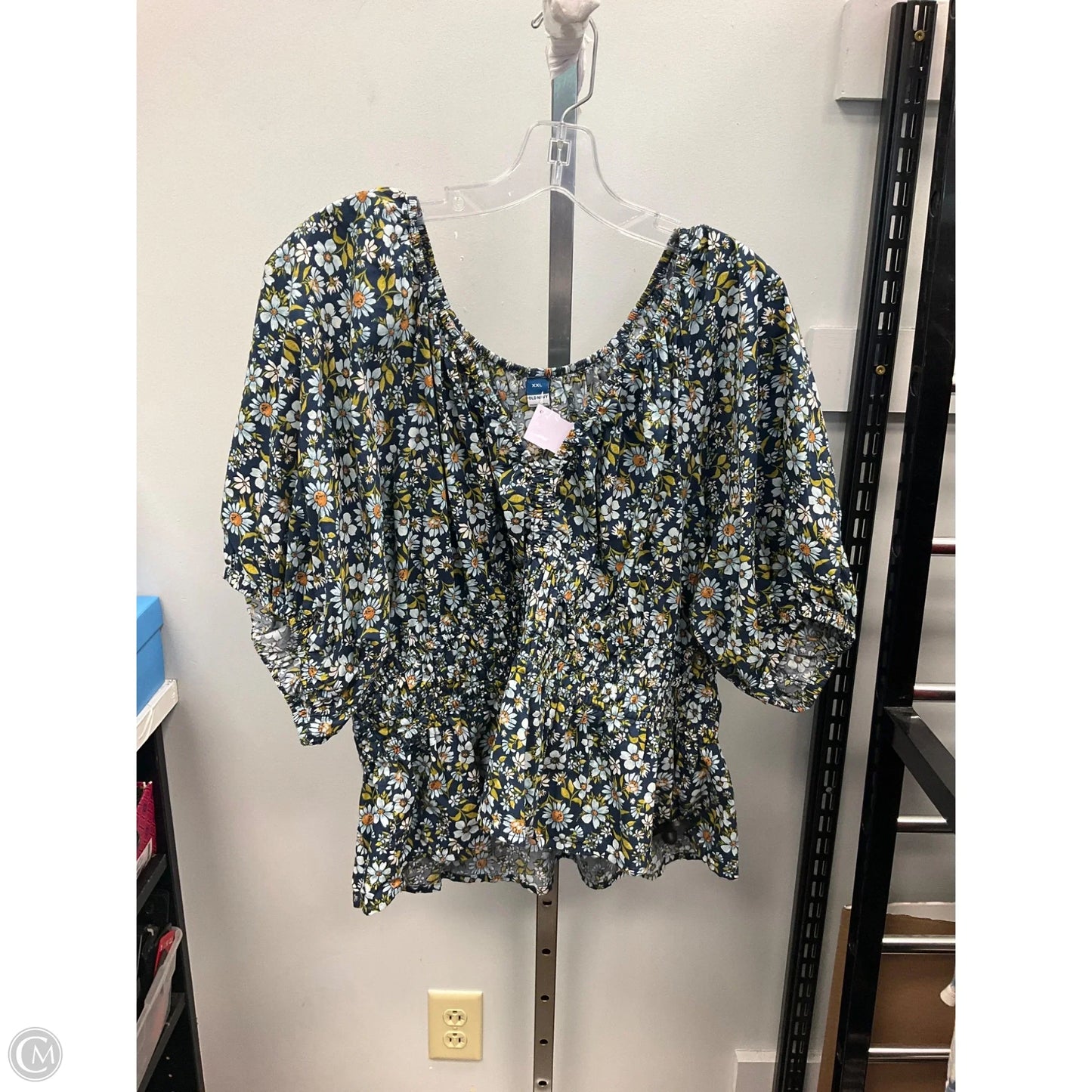 Top Short Sleeve By Old Navy In Black & Green, Size: Xxl