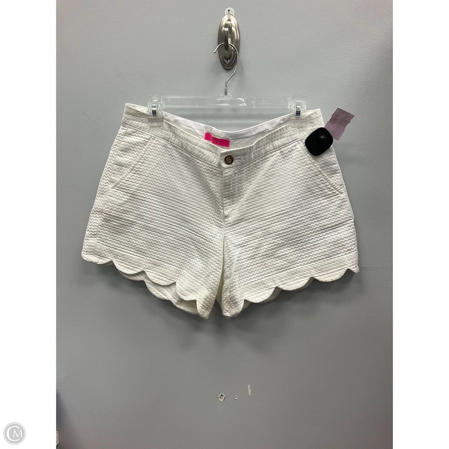 Shorts Designer By Lilly Pulitzer In White, Size: 6
