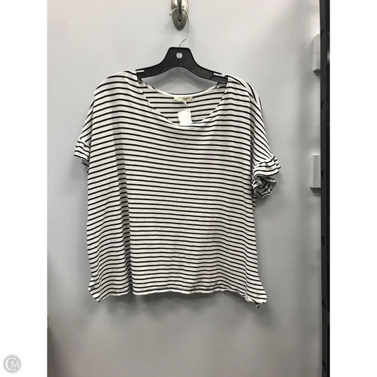 Top Short Sleeve By Max Studio In Striped Pattern, Size: 1x