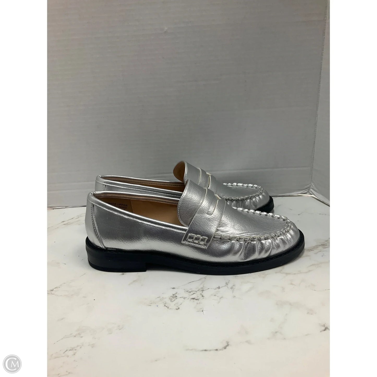 Shoes Flats By Loft In Silver, Size: 7.5