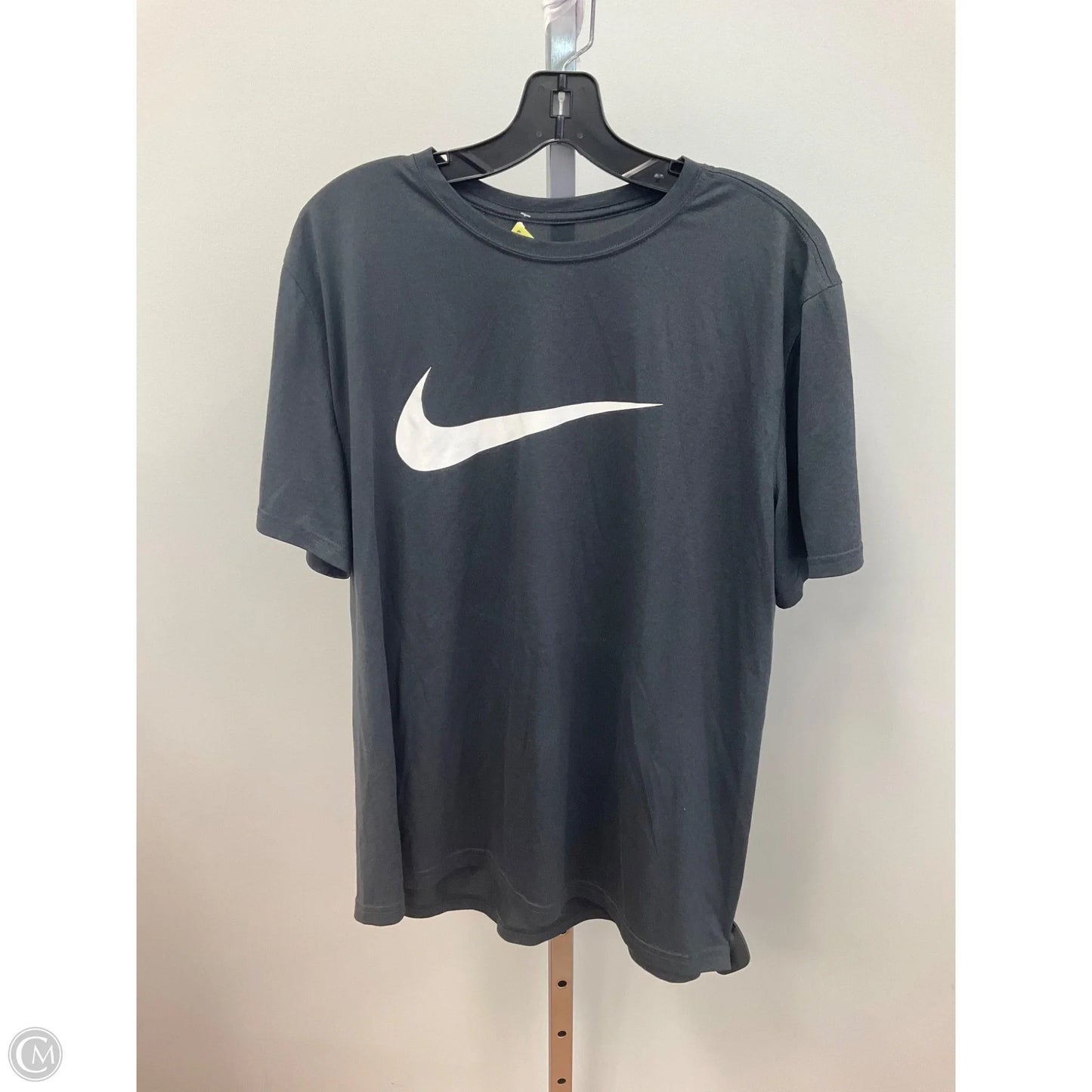 Athletic Top Short Sleeve By Nike In Grey, Size: Xl