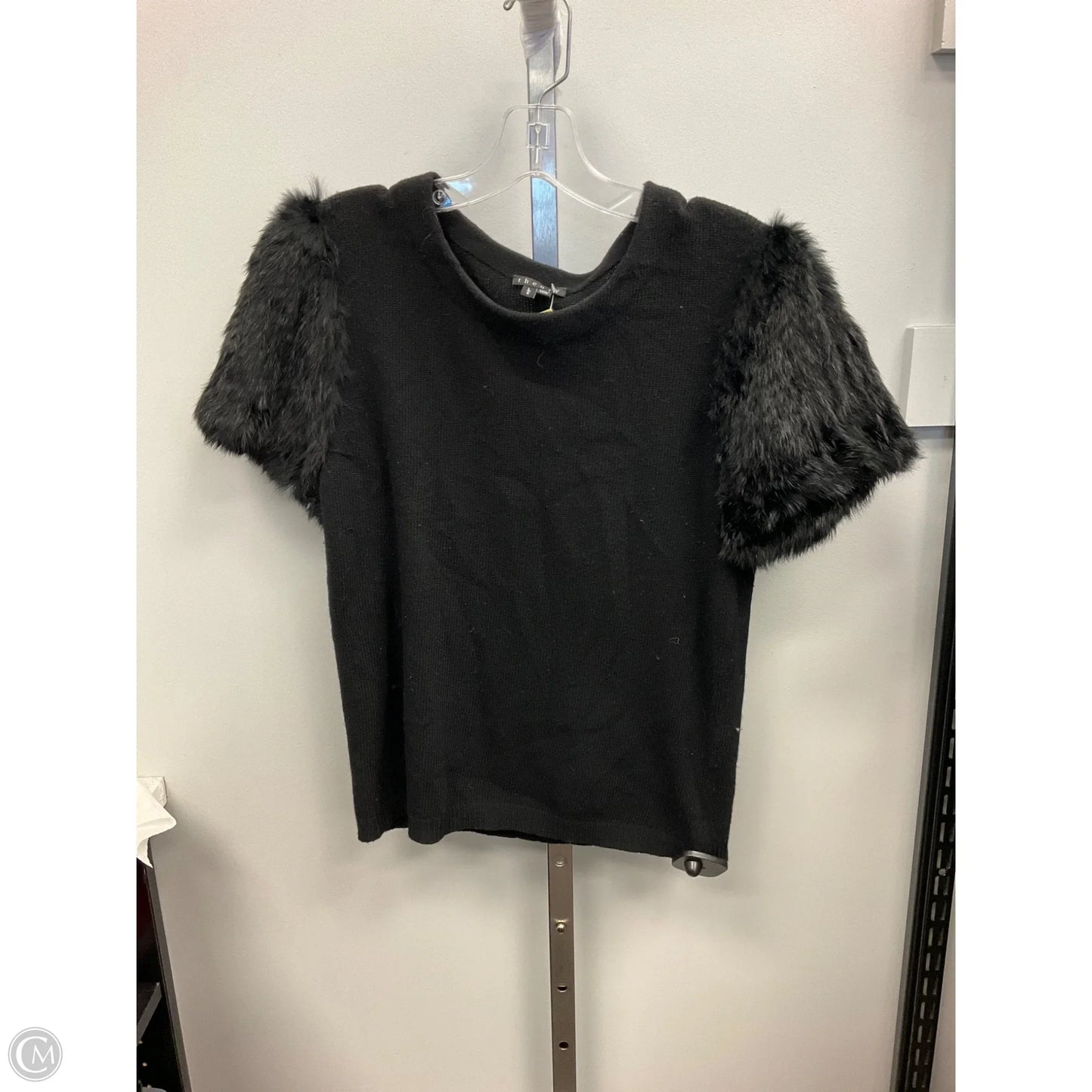 Sweater Short Sleeve By Theory In Black, Size: L