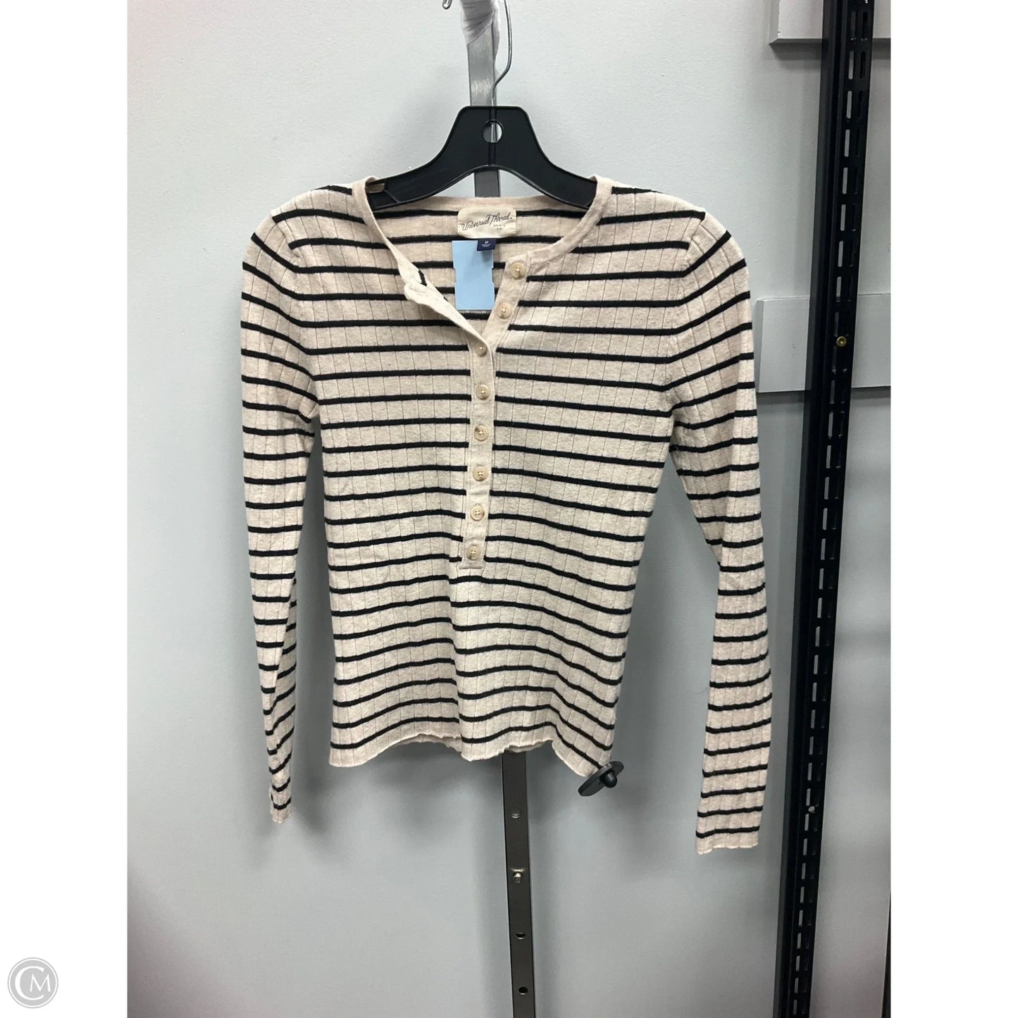 Sweater By Universal Thread In Striped Pattern, Size: M