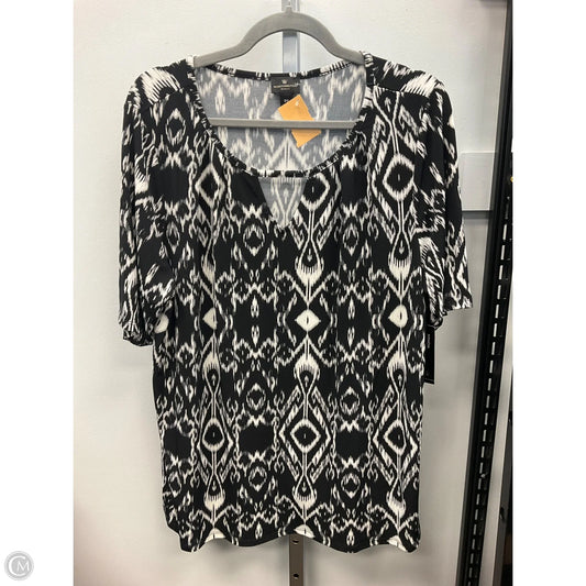 Top Short Sleeve By Worthington In Black & White, Size: Xl