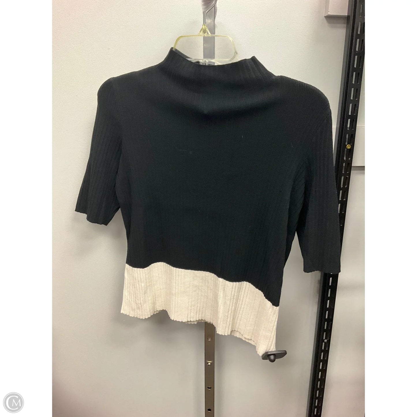 Top Short Sleeve By Ann Taylor In Black & Cream, Size: M