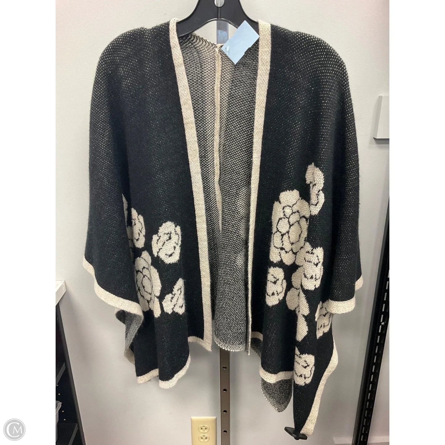 Shawl By Clothes Mentor In Black & Cream, Size: Osfm