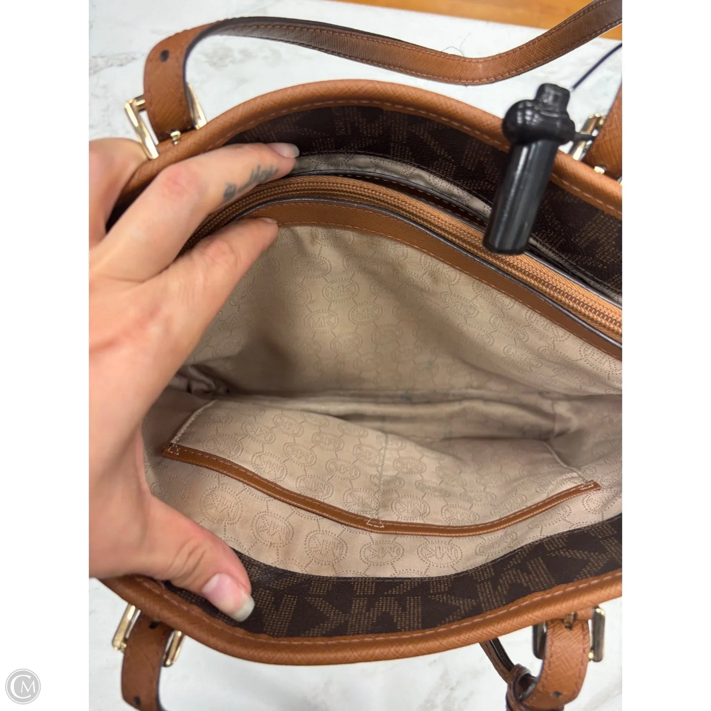 Handbag Designer By Michael Kors, Size: Medium