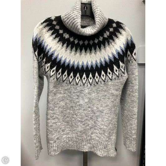 Sweater By Clothes Mentor In Grey, Size: S